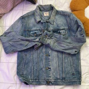 Gap distressed denim jacket, Men’s medium